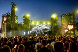 SMS Festival 30.000 Feierten Im Techno Paradies 20